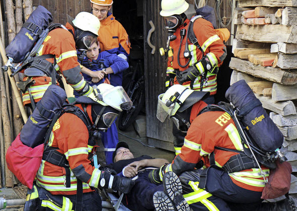 Auch Menschen galt es zu „retten“. Foto: R. Rhein